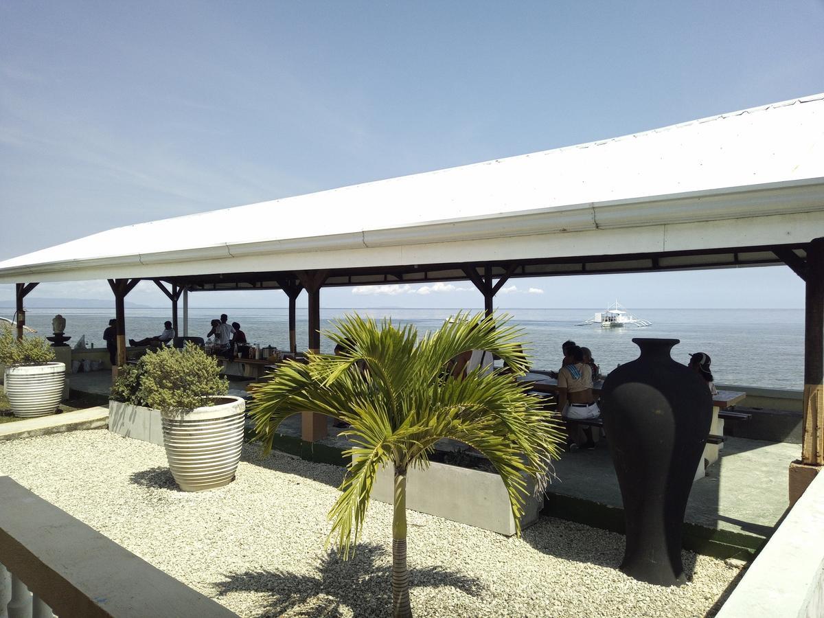 Ocean Bay Beach Resort Dalaguete Exteriör bild