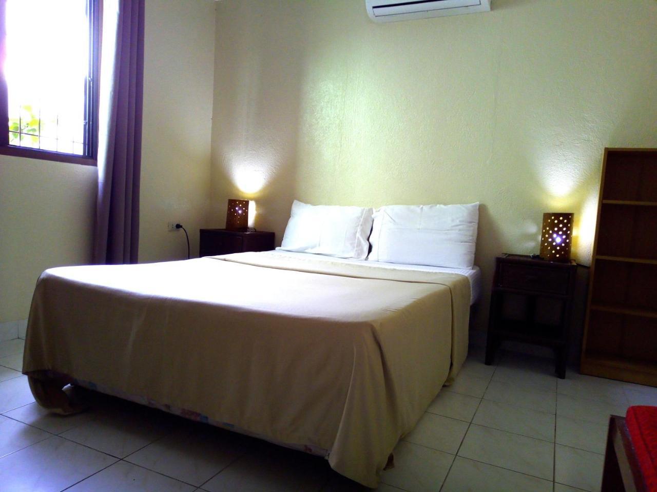 Ocean Bay Beach Resort Dalaguete Exteriör bild