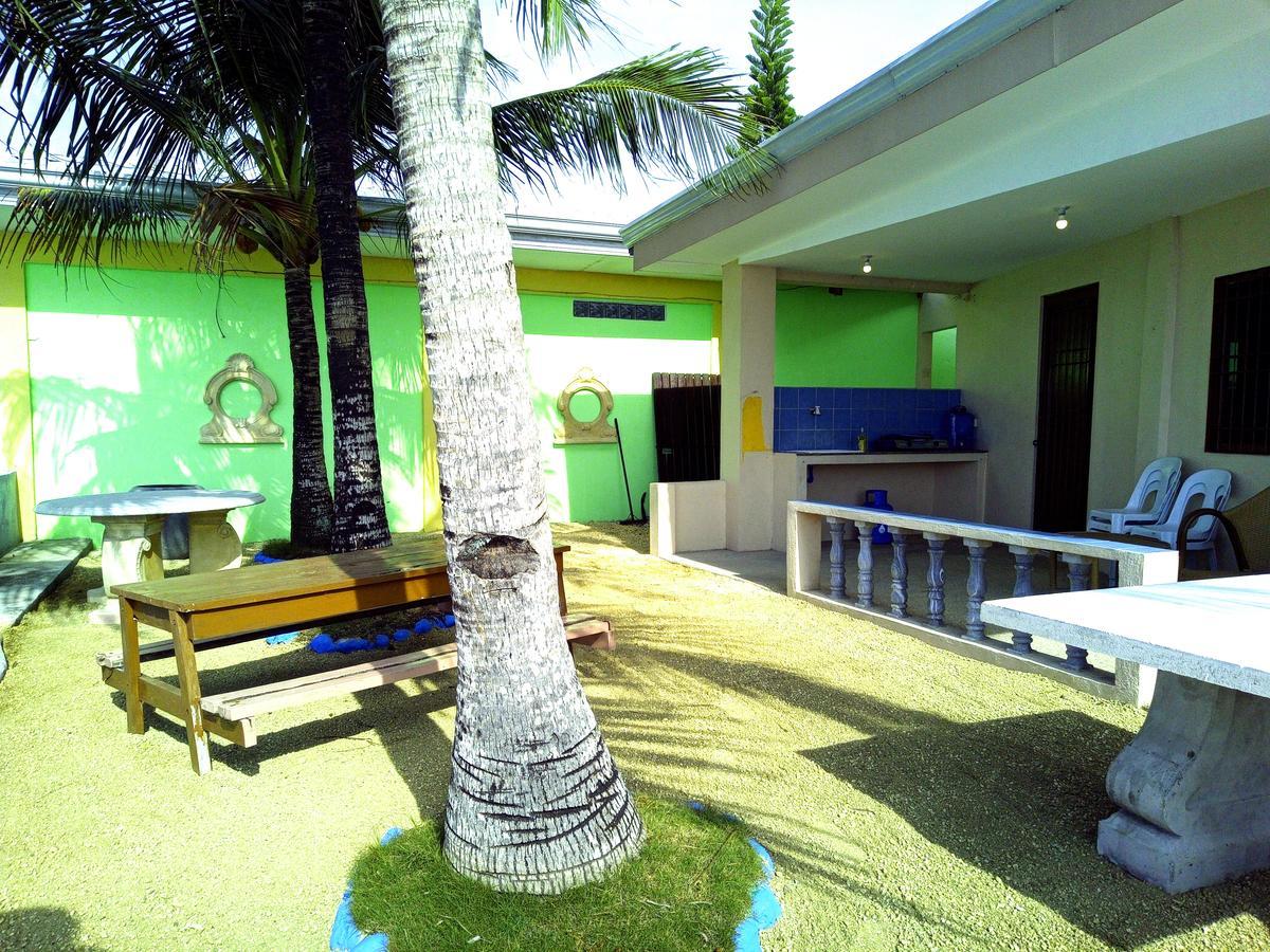 Ocean Bay Beach Resort Dalaguete Exteriör bild