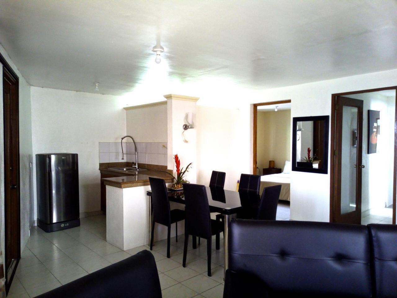 Ocean Bay Beach Resort Dalaguete Exteriör bild
